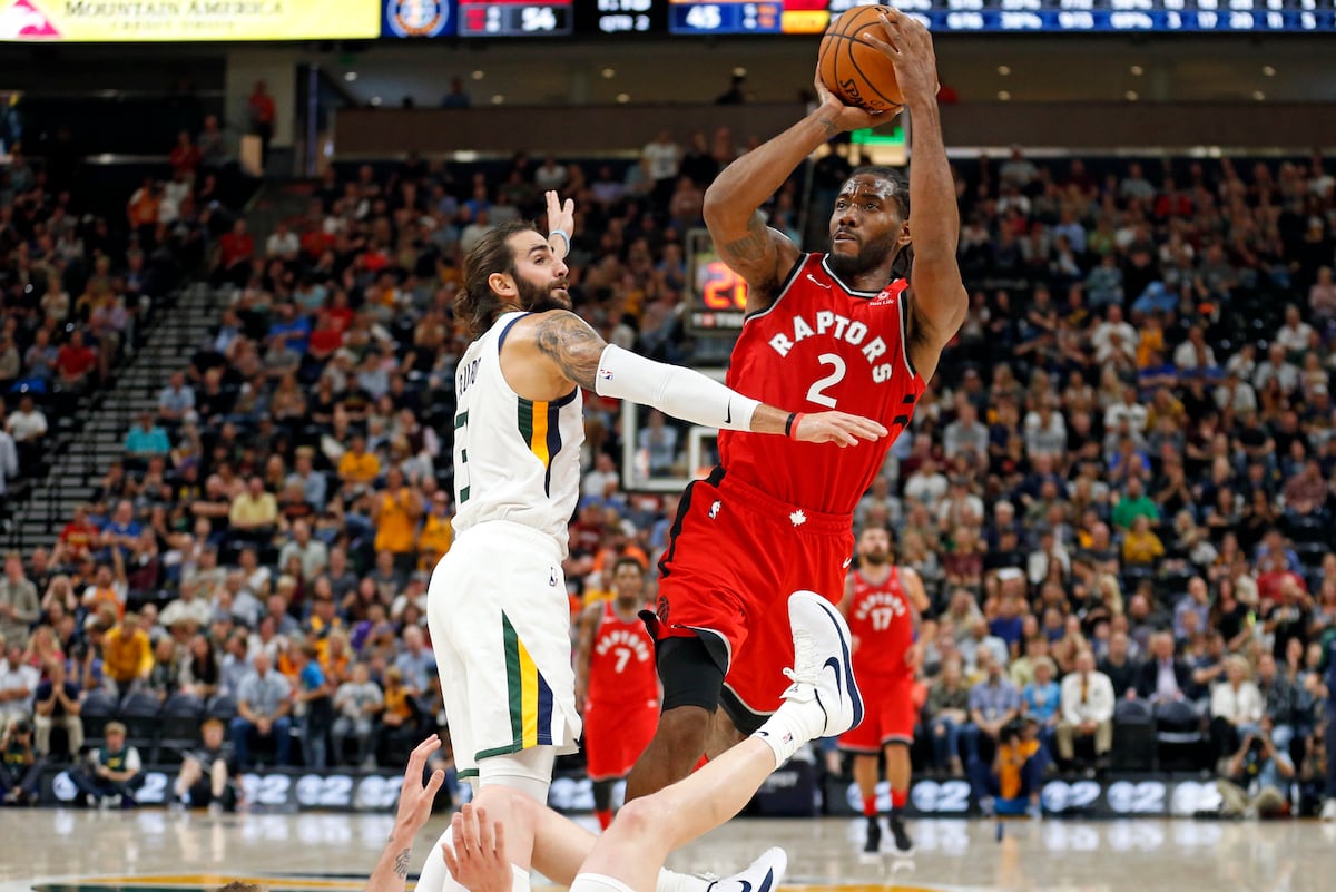 Kawhi Leonard Rumors: NBA Execs Favor Clippers over Lakers to Sign Raptors Star