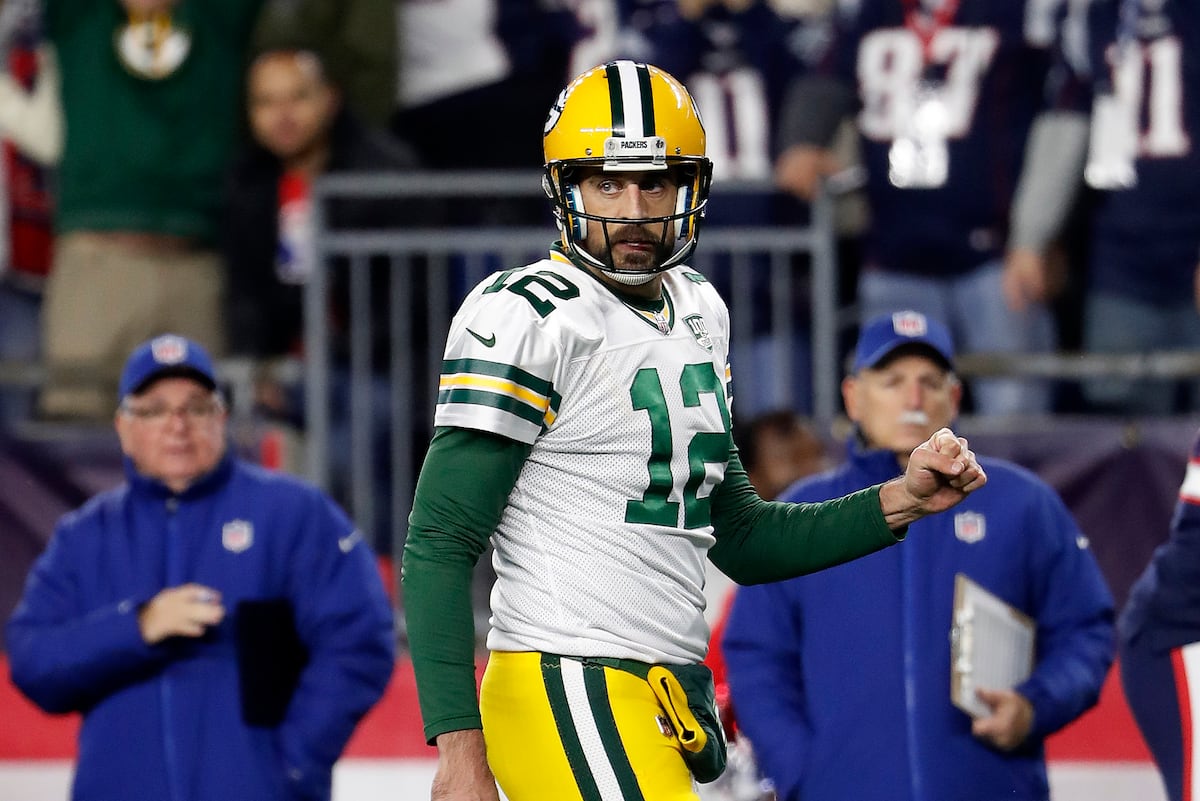 Week 10 NFL Picks: Tips, Odds and Over/Under Predictions for Sunday
