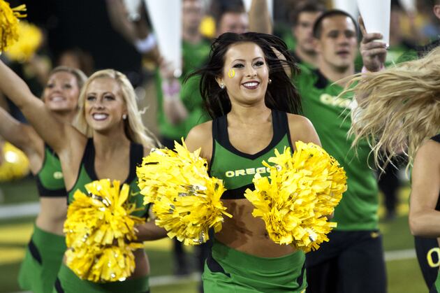 Oregon Ducks Cheerleaders: Closer Look at Eugene's Finest