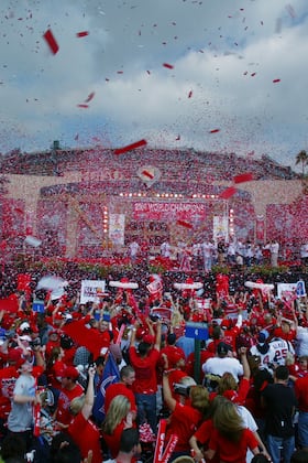 L.A. Angels: 10 Reasons They Can Win the 2012 World Series