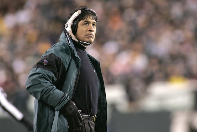 5 Reasons Juan Castillo Should Remain Philadelphia Eagles Defensive Coordinator