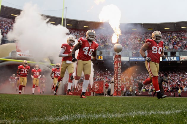 2012 NFL Free Agents: Players the 49ers Must Re-Sign This Offseason