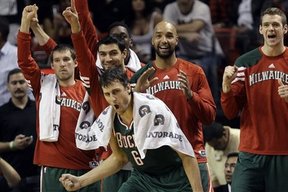 Milwaukee Bucks: First-Quarter Report Card for Each Player