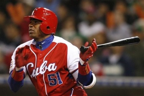 Yoenis Cespedes: MLB Execs Compare Him to Current MLB Stars