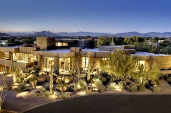 San Francisco Giants Outfielder Pat Burrell's Swanky Love Shack Is Up for Sale