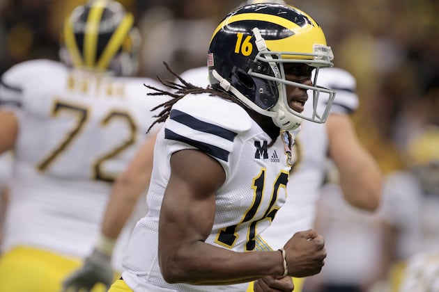 10 College Football Players More Likely to Win a Heisman Than a BCS Title