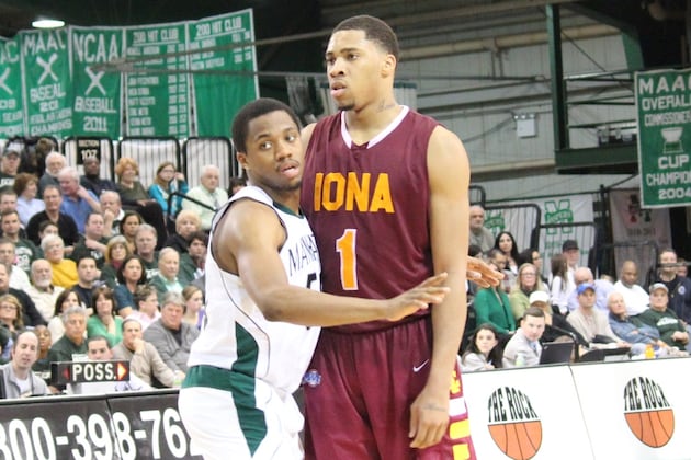 Manhattan Game Photos and Quotes, Gaels at Loyola Friday Night for MAAC Lead
