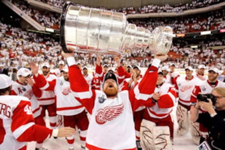 Detroit Red Wings: 5 Reasons Team Can Keep Its Hold on Top Spot