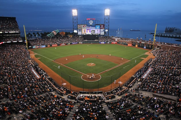 SF Giants: Lincecum, Bonds, and the Top 10 Things About Being a Giants Fan