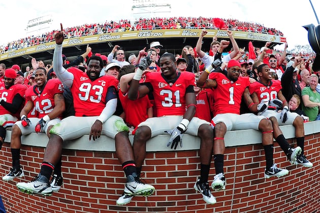 Georgia Bulldogs: 5 Reasons Why Georgia Will Cruise Through 2012