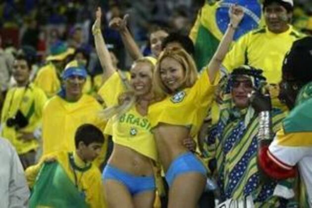 sexy-brazilian-fans-88_crop_north.jpg