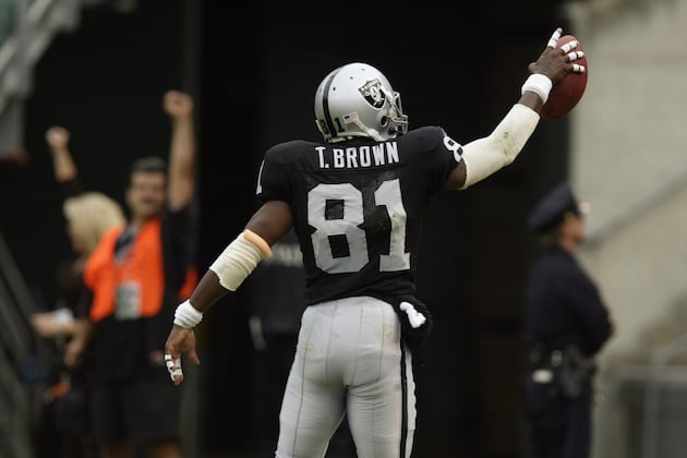 The Top 50 NFL Players Not in the Pro Football Hall of Fame