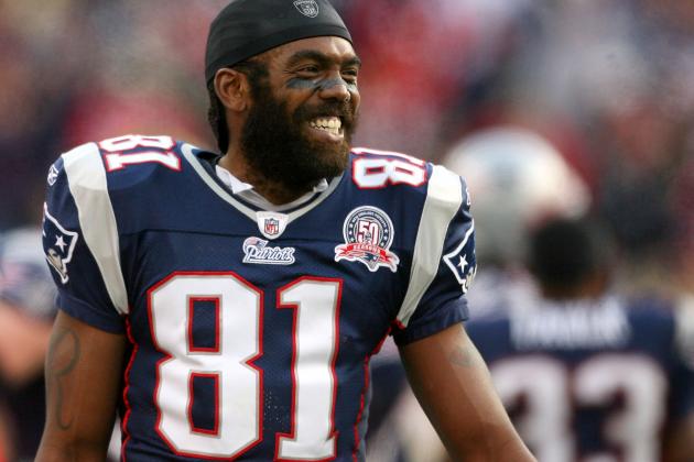 Randy Moss: 4 Reasons New England Patriots Would Be Smart to Consider Him Again