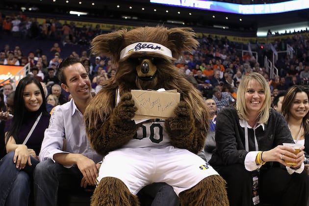 12 NBA Mascots That Make Children Cry