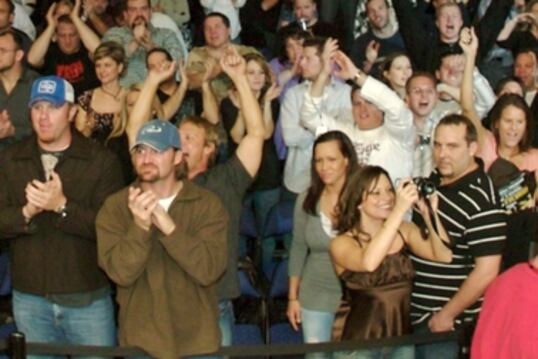 10 Reasons Why It Seems Like MMA Fans Hate MMA