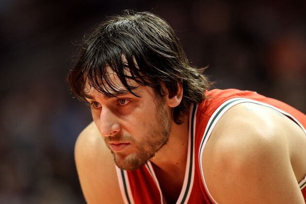 NBA Trade Speculation: 8 Potential Andrew Bogut Deals