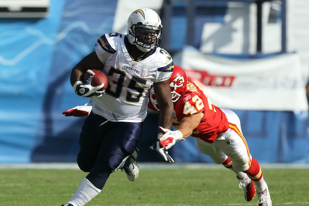 Kansas City Chiefs Free Agency: Chiefs Attacking Offensive Needs on Day One