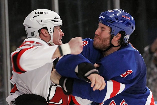NHL: The 12 Most Productive Fighters