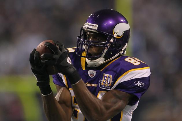 Pros and Cons of San Francisco 49ers Signing Randy Moss