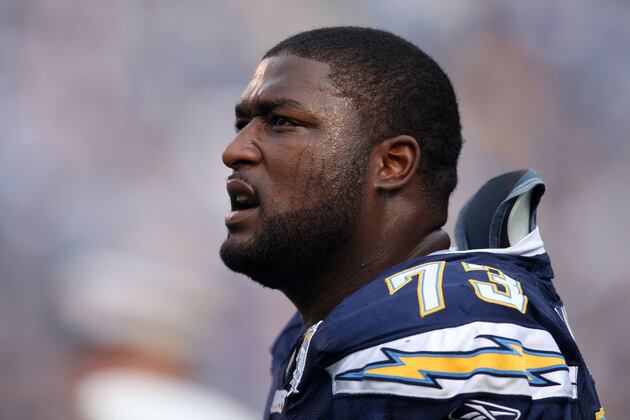 2012 NFL Free Agency: Predictions for 5 Remaining Free Agents