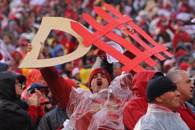 San Francisco 49ers: 5 Reasons the Defense Could Improve in 2012