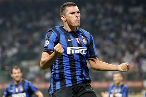 Inter Milan 2012: 4 Reasons Lucio Is Washed Up