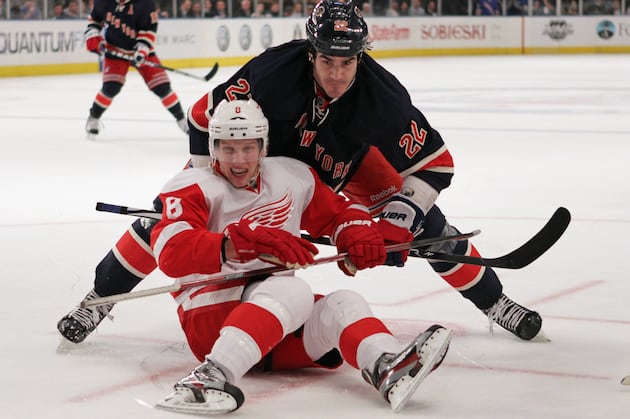 5 Ways Detroit Red Wings Can Shake off March, Thrive in the Playoffs