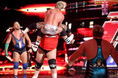 WWE: 5 Reasons Pairing Santino Marella and Brodus Clay Could Be a Smart Move