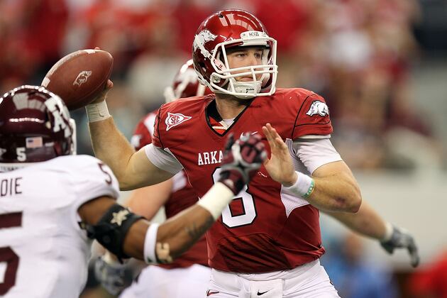 Razorback Football: 5 Players Who Must Step Up During the Bobby Petrino Scandal