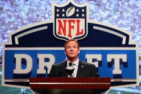 New York Jets Mock Draft: Full 7-Round Predictions