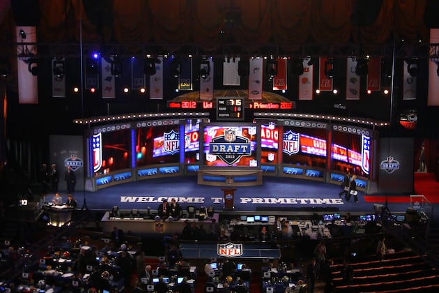NFL Draft 2012 Grades: Results and Grades for All 32 First-Round Picks