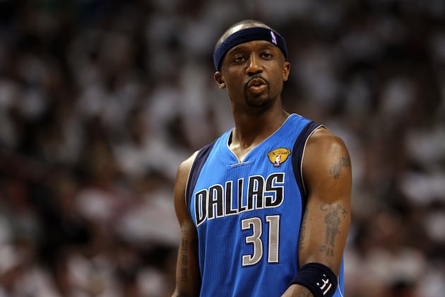 Breaking Down Best Landing Spots for Jason Terry Next Season