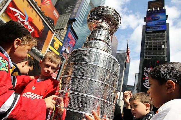 NHL Playoffs 2012: 15 Veterans We Would Love to See Win the Stanley Cup