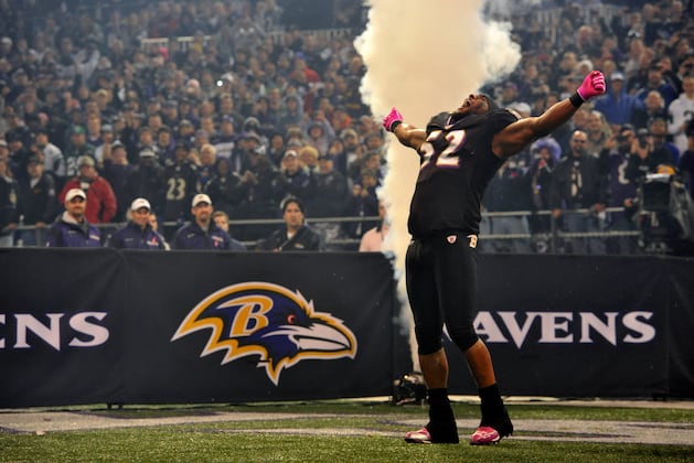 Ray Lewis, Chipper Jones and the 4 Pro Athletes Who Epitomize Leadership