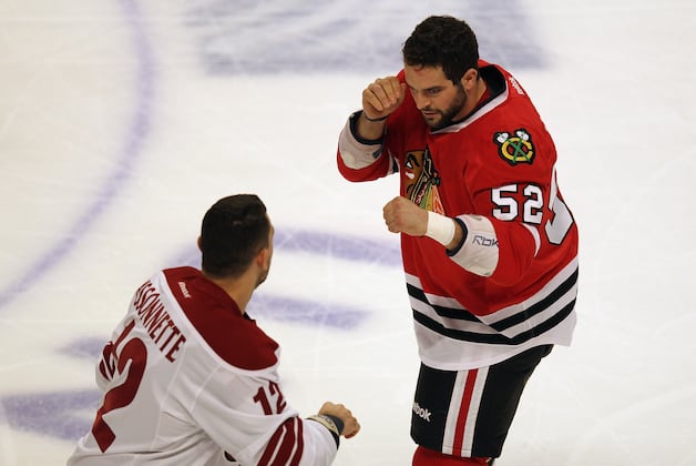 Chicago Blackhawks: Decisions to Make About 5 Restricted Free Agents