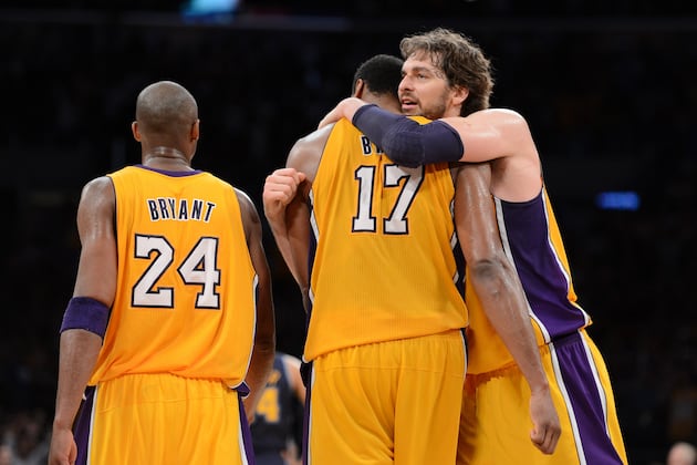NBA Playoffs 2012: 5 Reasons Why the Lakers Can Upset the Thunder