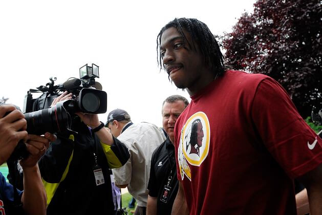 NFL Rookie Rumors: Which Young Stars Are Already Receiving ROY Buzz?