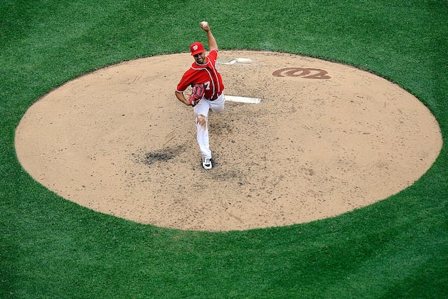 Top 5 MLB Pitchers Under Six Feet Tall