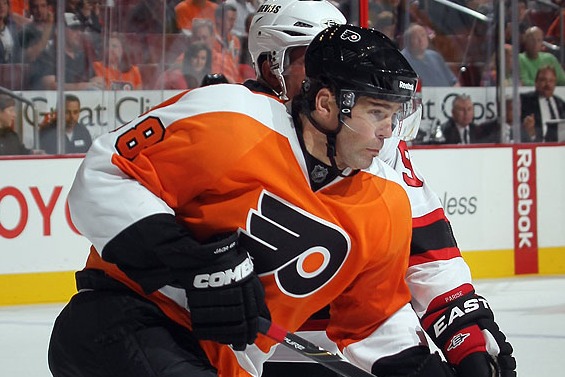 Philadelphia Flyers: 4 Reasons Re-Signing Jaromir Jagr Is Key to the Offseason
