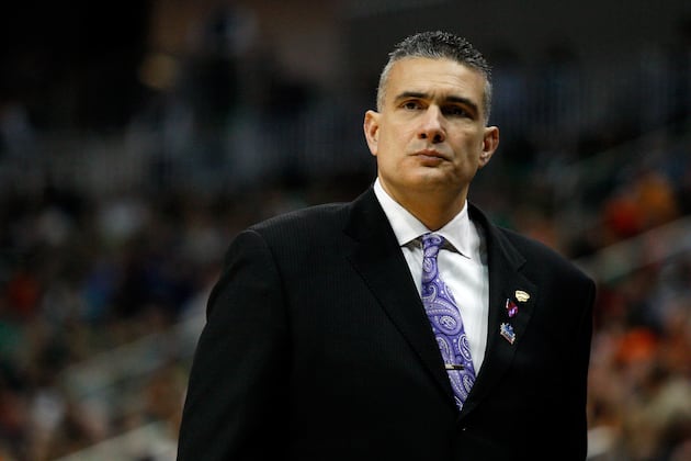 College Basketball: Why Coaches Should Have to Sit out a Year Like Transfers