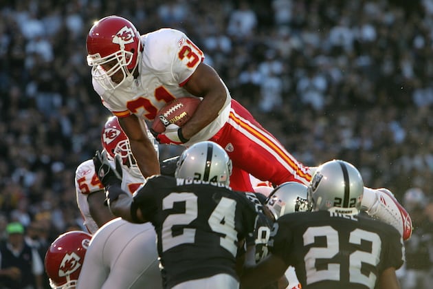 Kansas City Chiefs: Ranking Their 5 Best Running Backs of All Time
