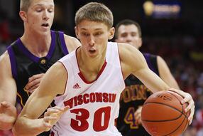 Top 5 Questions Jarrod Uthoff's Transfer to Iowa Raises for Hawkeye Basketball