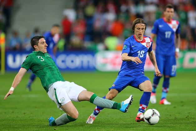 5 Potential Premier League Deals to Top Eden Hazard's Move to Chelsea