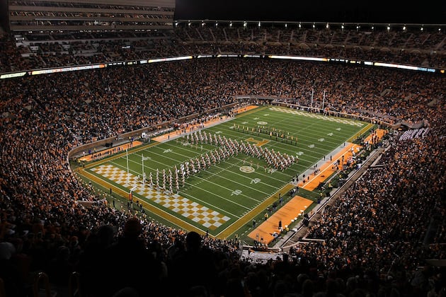 2012 College Football: 8 Teams That Will Turn It Around