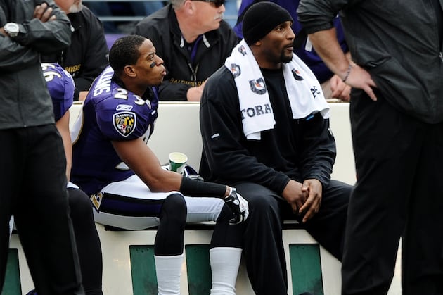 4 Reasons Why Ray Lewis Will Continue to Be a Dominant Player in 2012