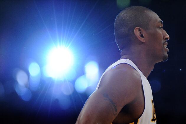 L.A. Lakers: 8 Reasons Why Lakers Can't Amnesty Metta World Peace