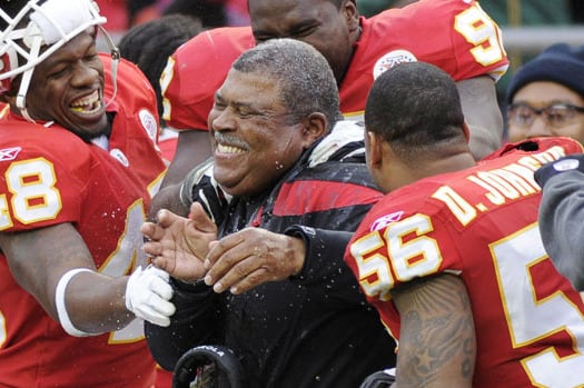 5 Reasons Why Romeo Crennel Will Make Fans Forget His Failed Time in Cleveland