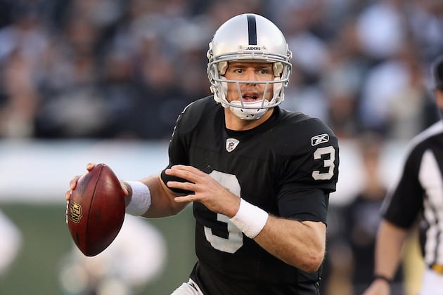Carson Palmer: 4 Adjustments That Could Lead the Oakland Raiders to the Playoffs