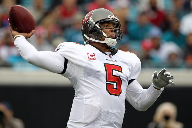 8 NFL Players That Will Redeem Themselves in 2012