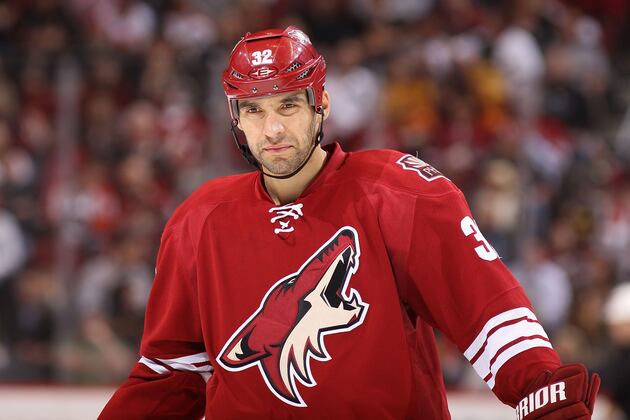 Detroit Red Wings: 5 Free-Agent Defensemen They Could Sign for 2012-13